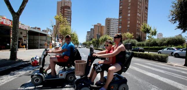 8 beneficios de los scooters y sillas de ruedas eléctricas